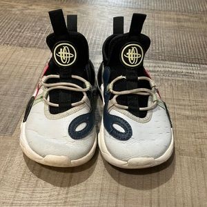 Nike Huarache E.D.G.E. TXT 9c